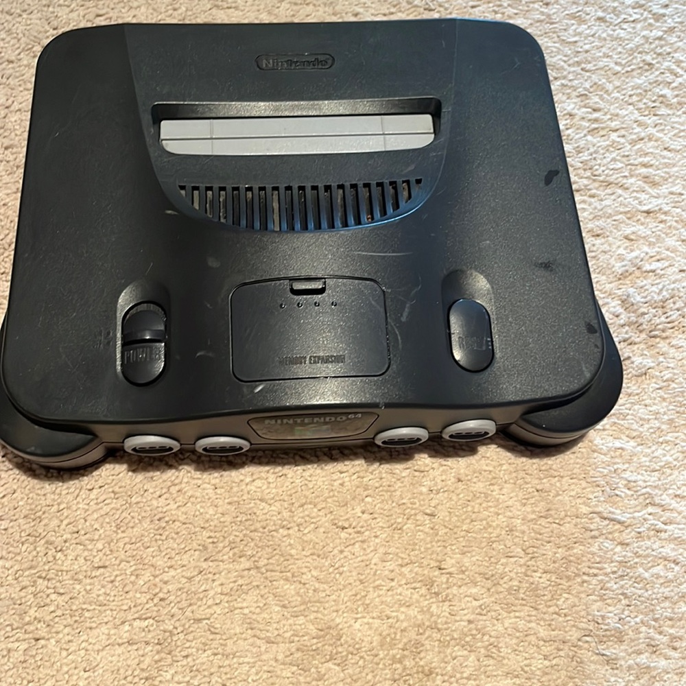 EUC!!! Nintendo 64, 3 controllers and 10 games!!!